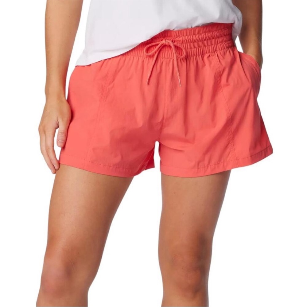 Columbia Woman’s Red Boundless Trek Active Shorts Size Medium